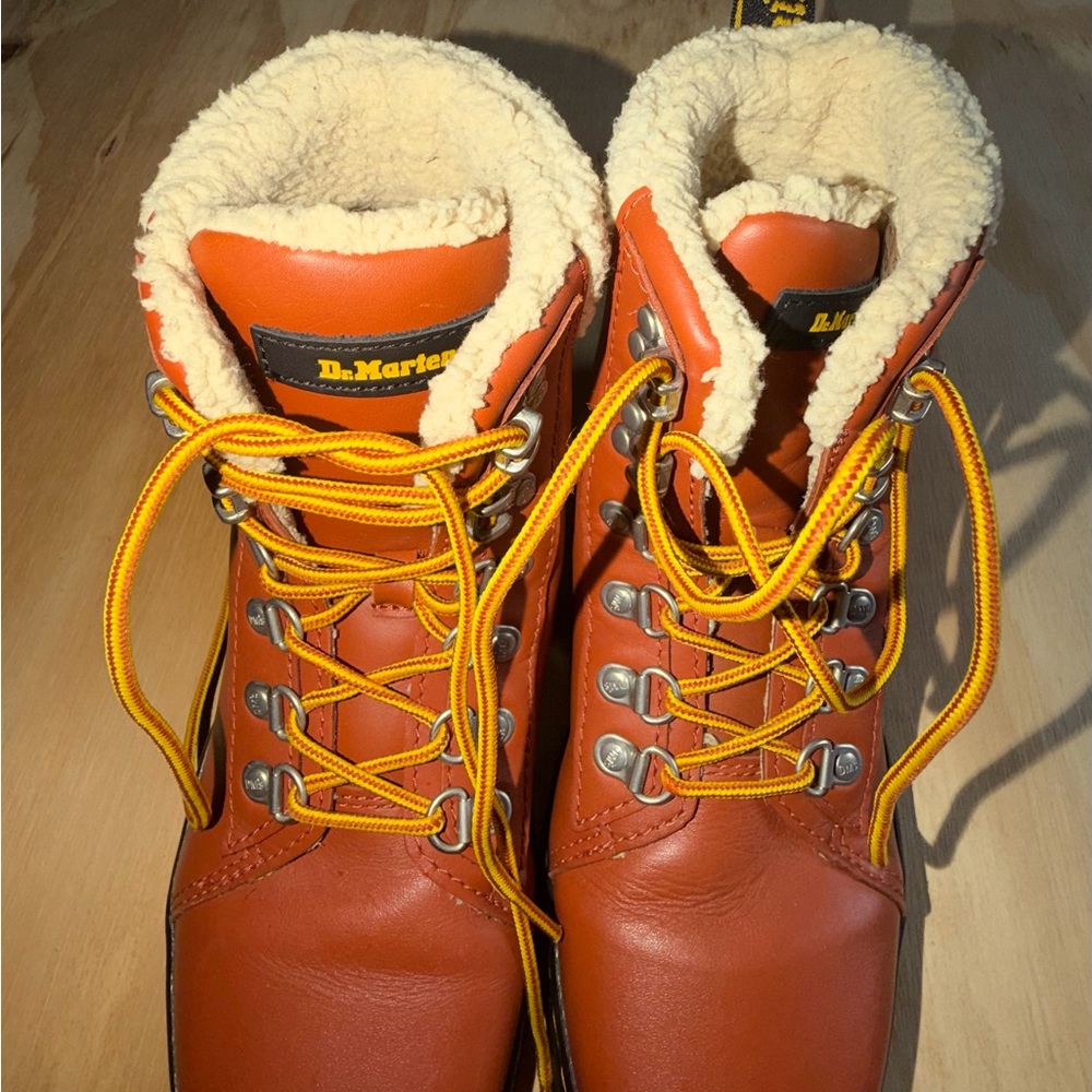 Dr. Martens Brown boots - Picture 3 of 10
